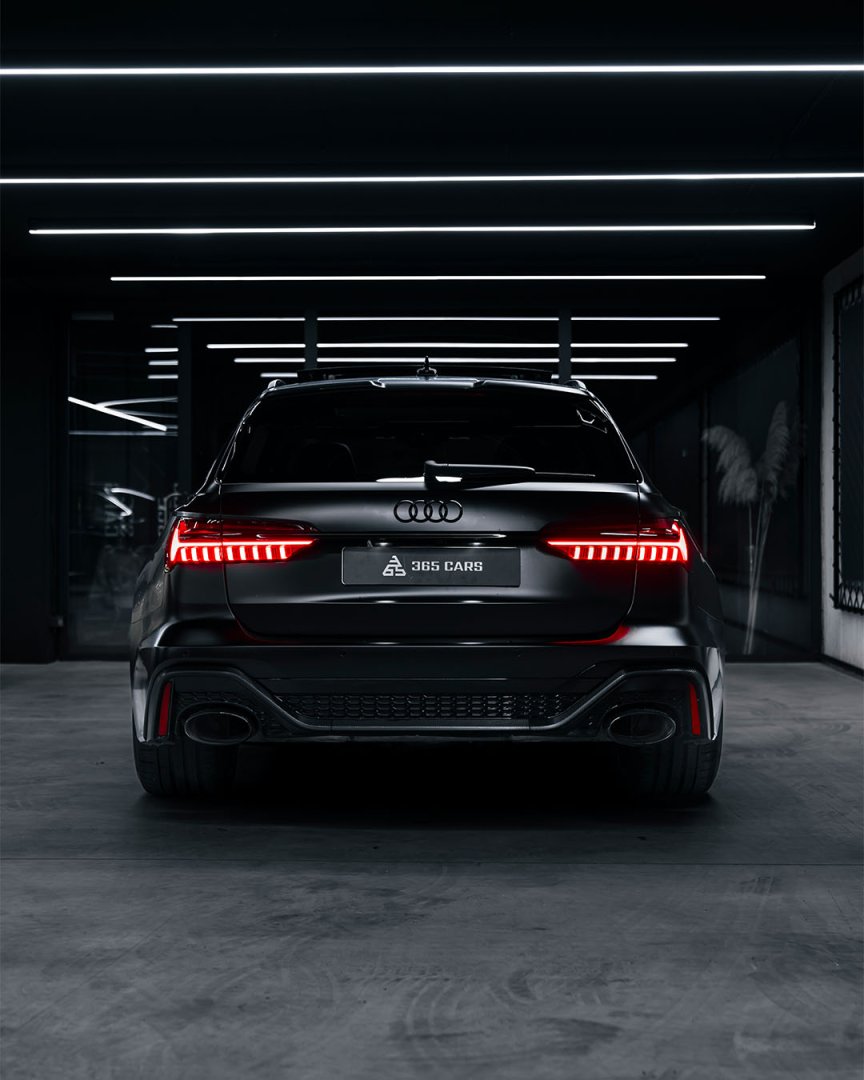 AUDI RS6 AVANT PERFORMANCE
